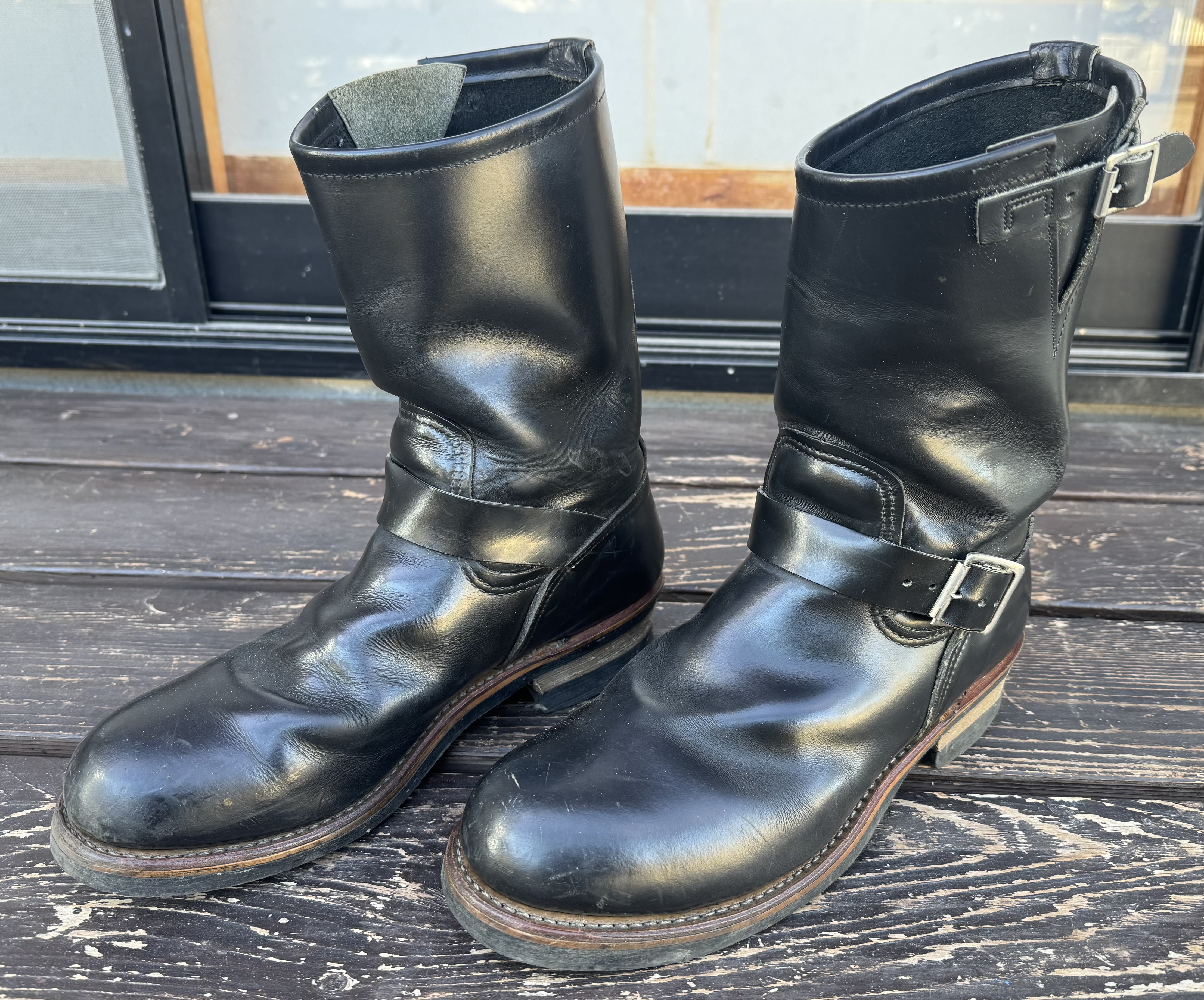 経年変化によって美しい艶が出たレッドウィング PT91 エンジニアブーツ(灰芯モデル)の全体写真