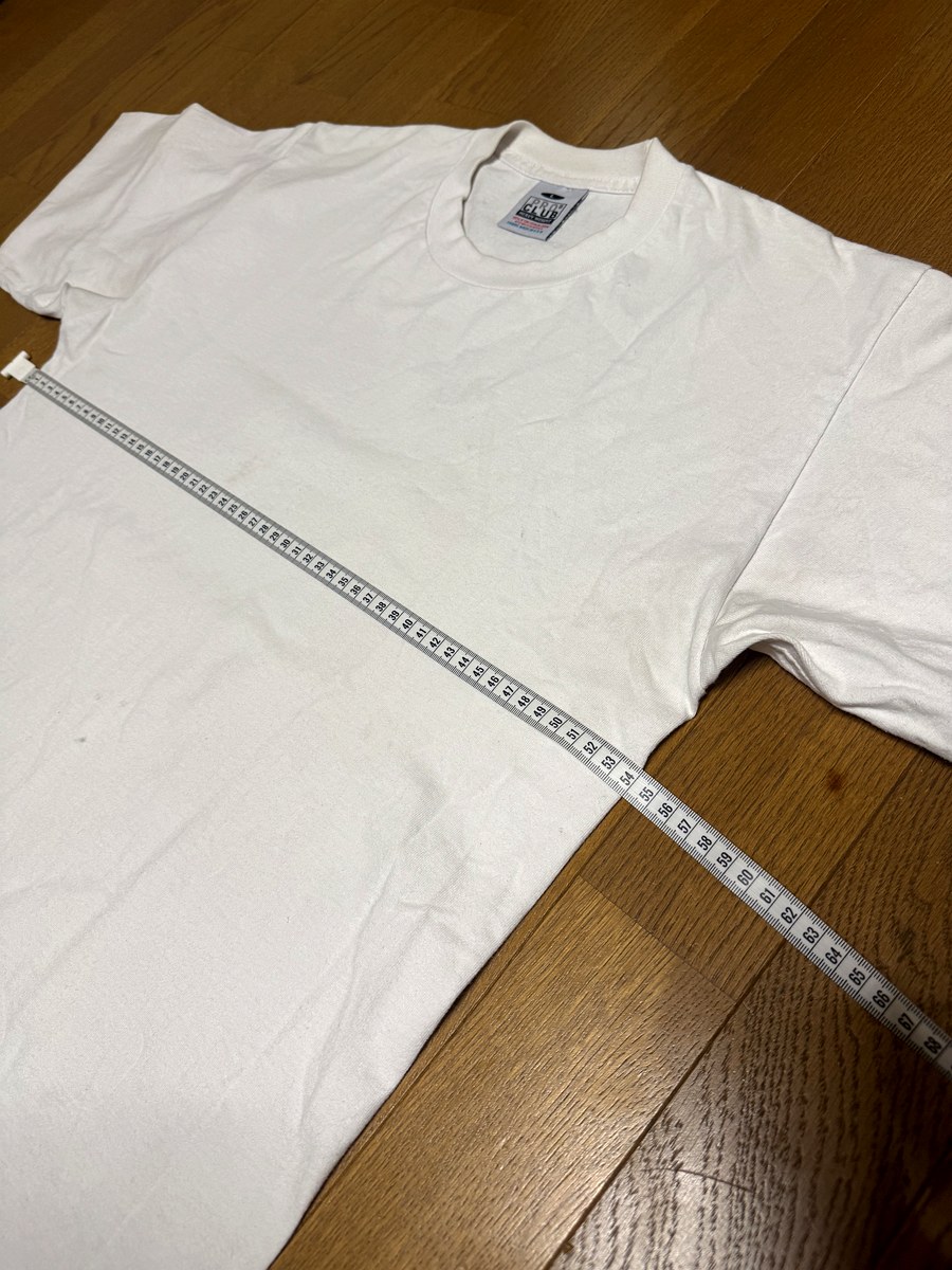 PRO CLUB ヘビーウェイトTシャツ 白Lサイズの着丈をメジャーで実測した平置き寸法