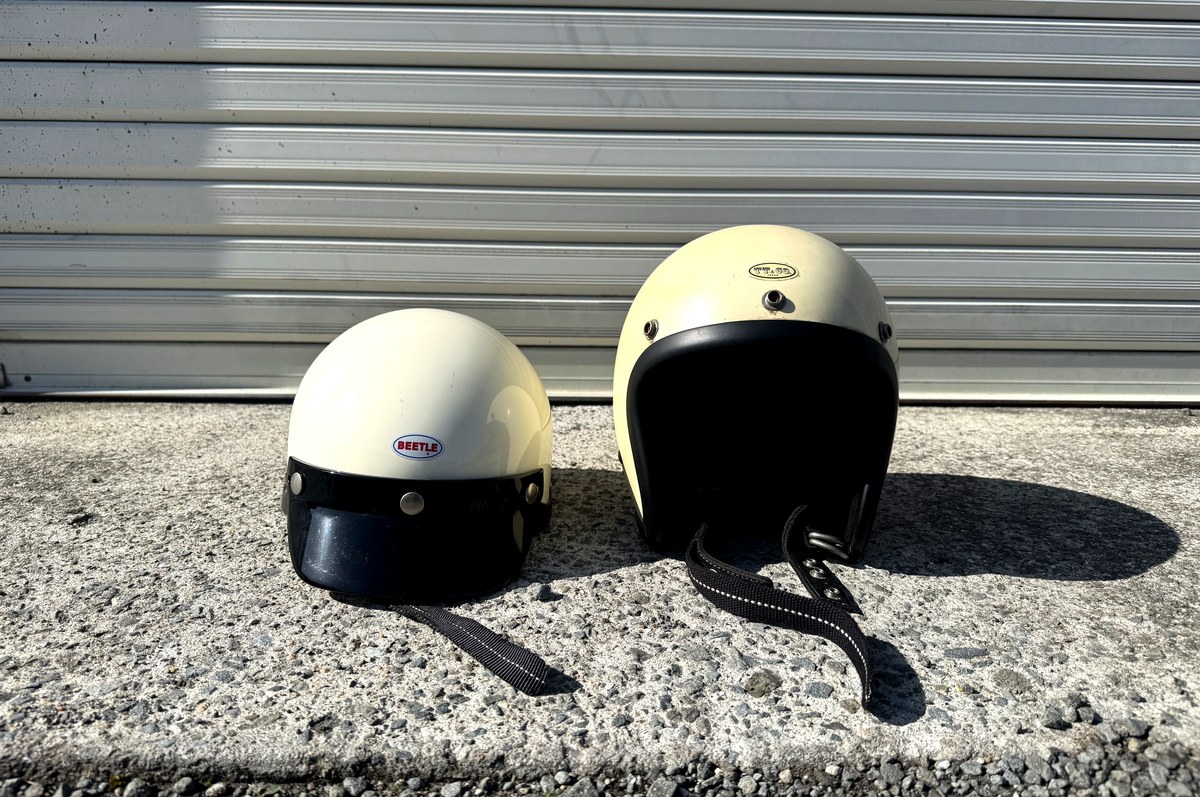 SHORTY4とTT&CO 500TXを正面から並べた比較写真