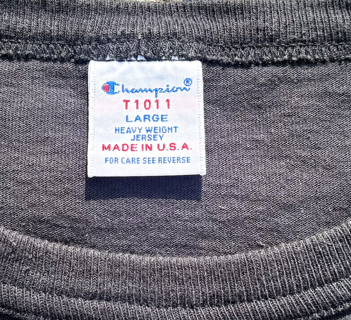 Champion T1011 旧モデルの襟タグ LARGE表記1つ MADE IN U.S.A.