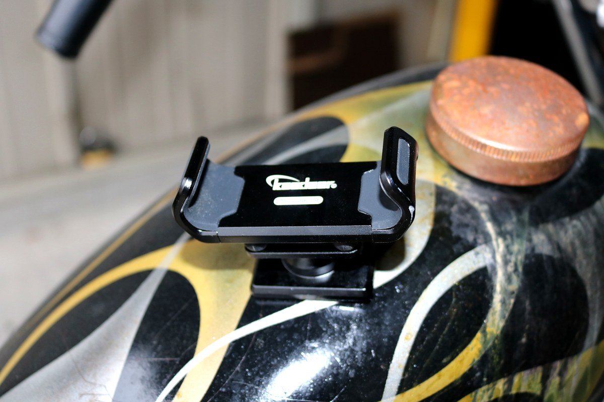 Kaedear マグタンク KDR-M35J バイク用振動吸収スマホホルダー本体