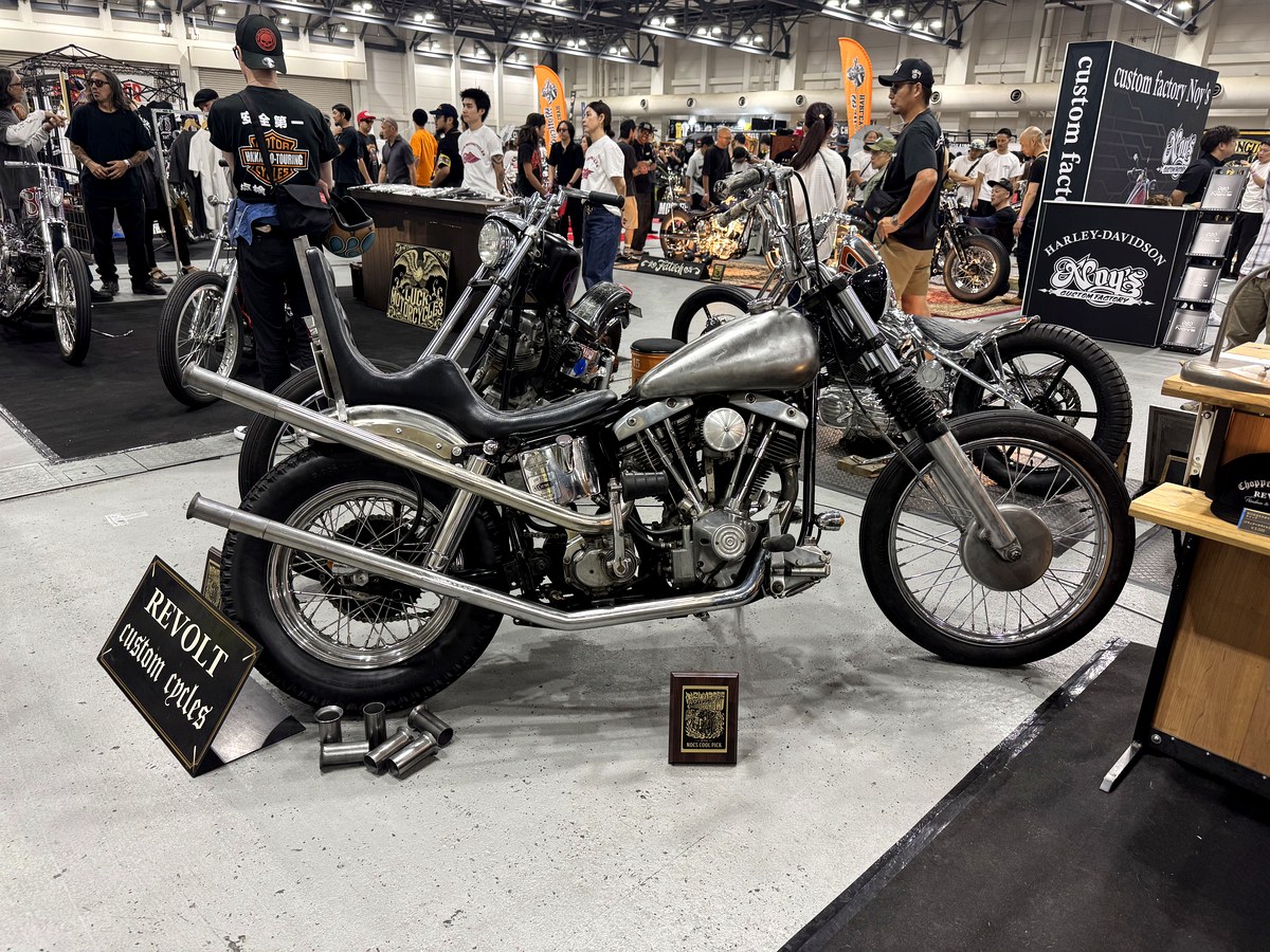REVOLT custom cyclesが展示したチョッパー